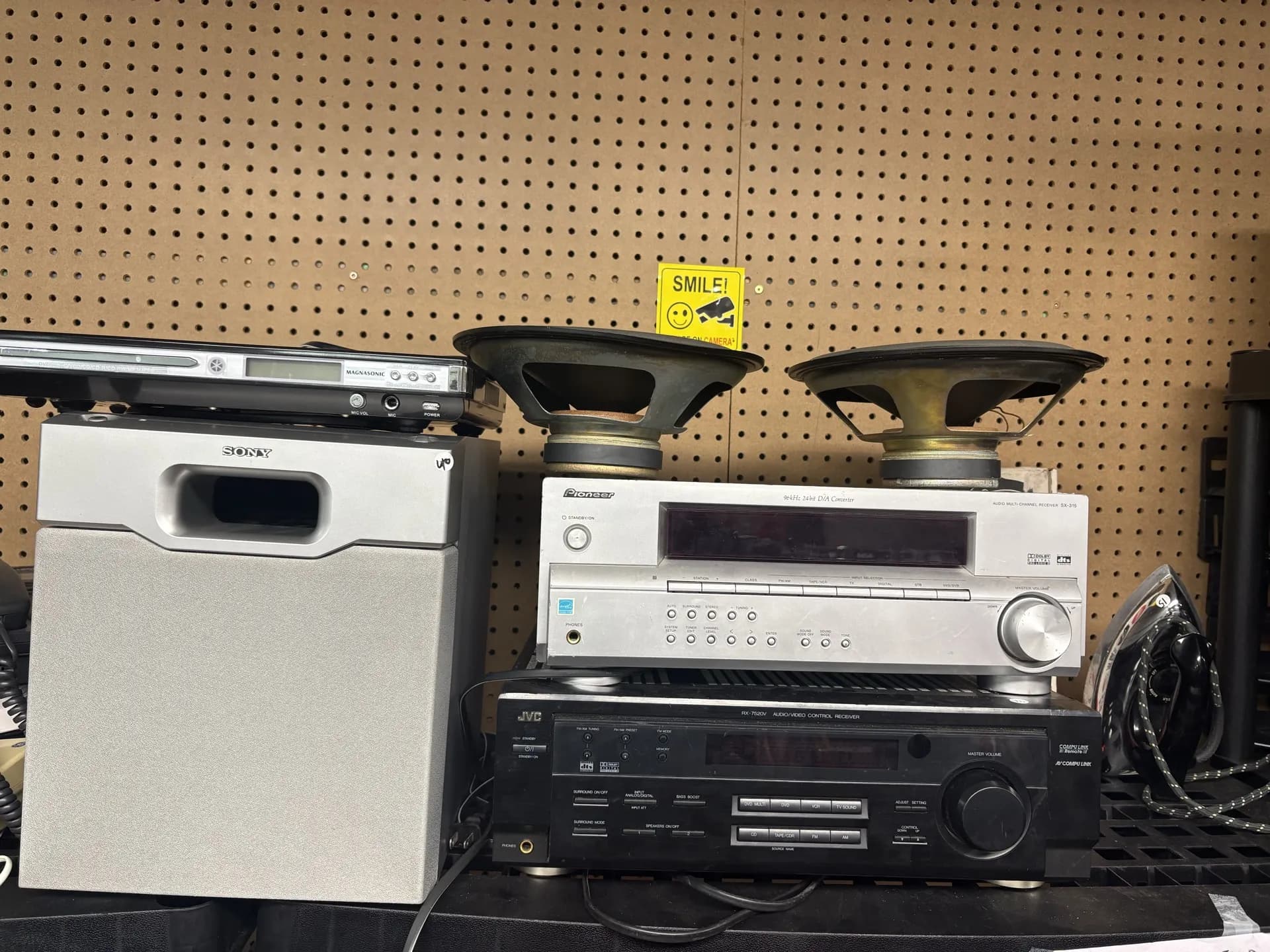 Stereo equipment and speakers